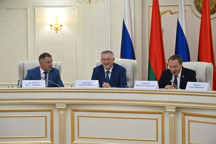 Визит делегации Ленобласти в Беларусь